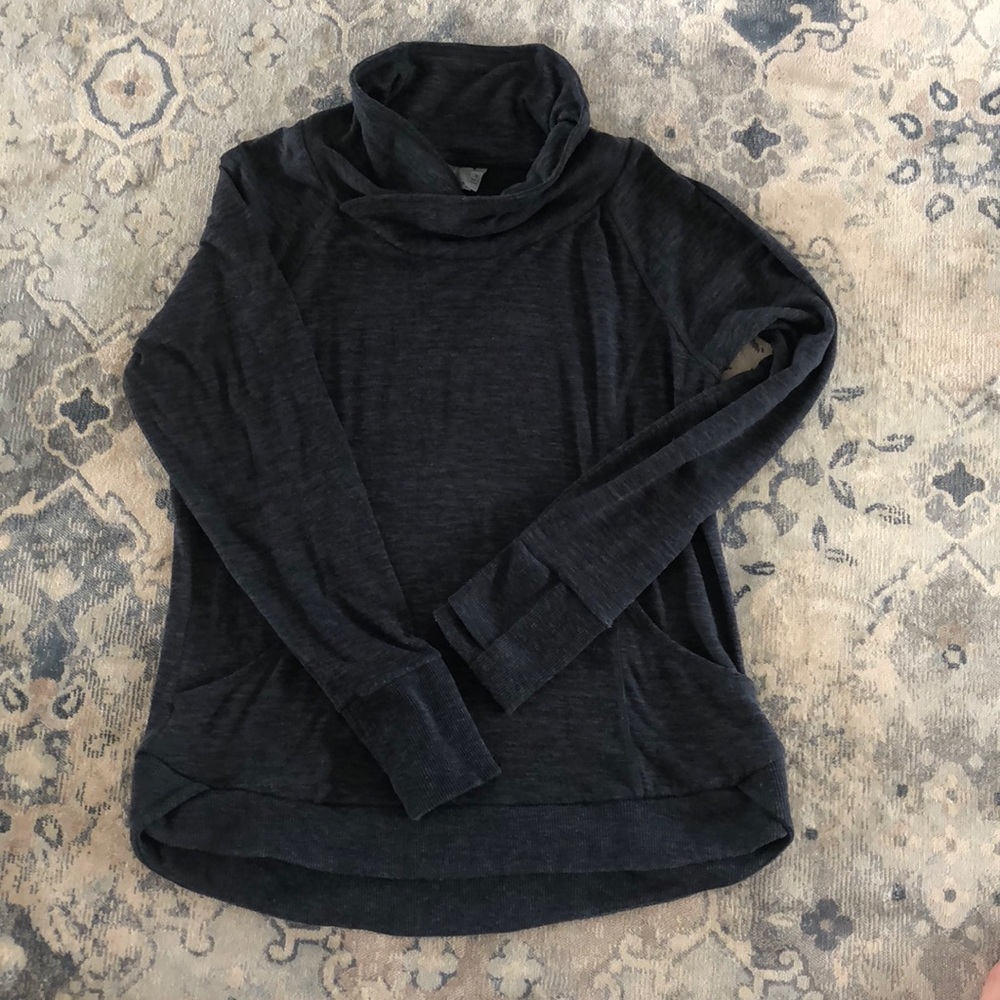Athleta sweatshirt